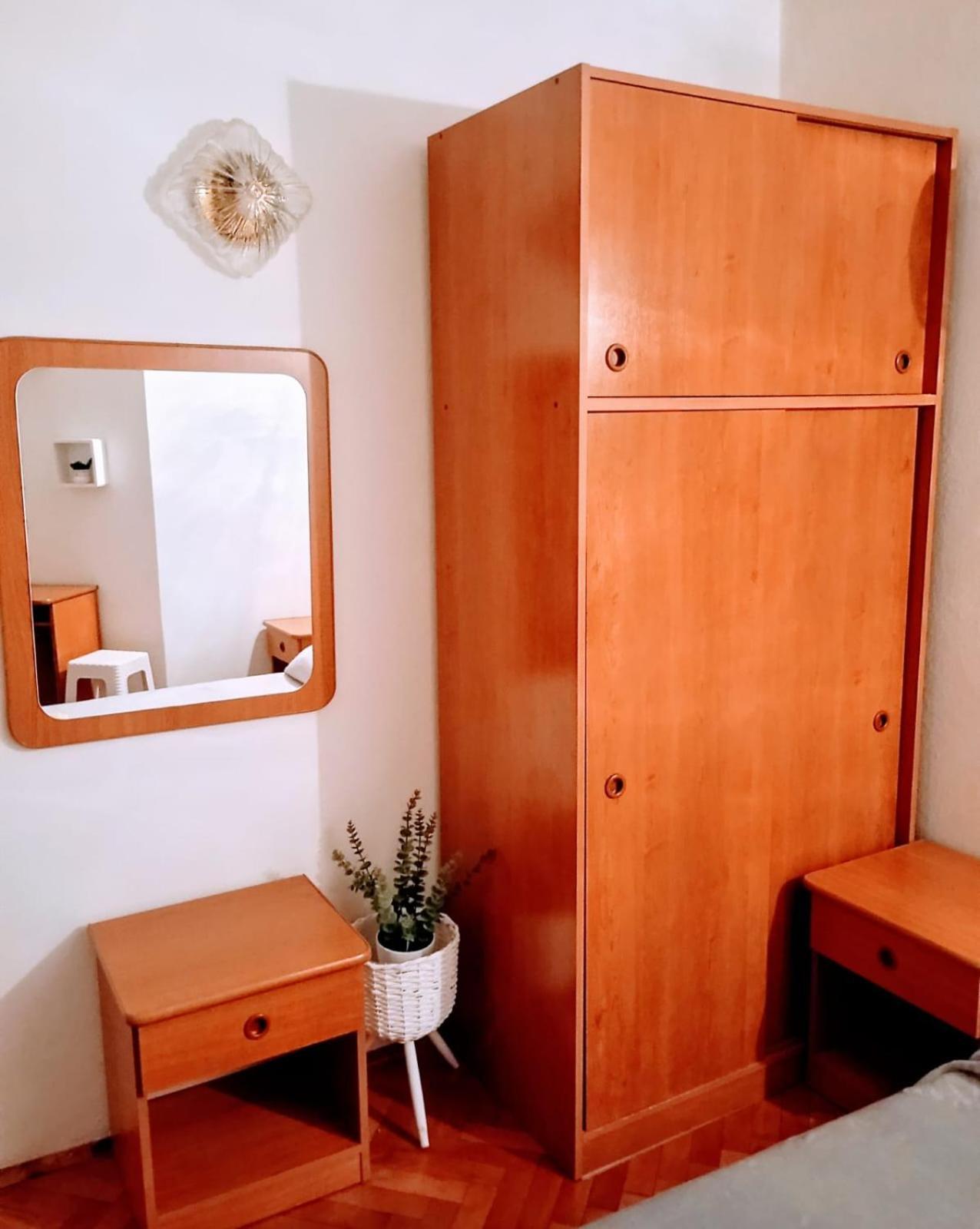 קרק Rooms Helena מראה חיצוני תמונה